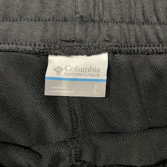NWT Columbia Women's Trek Mid-Rise 5" Ins‎ Black Terry Shorts Size S (Orig. $50) - Picture 5 of 7